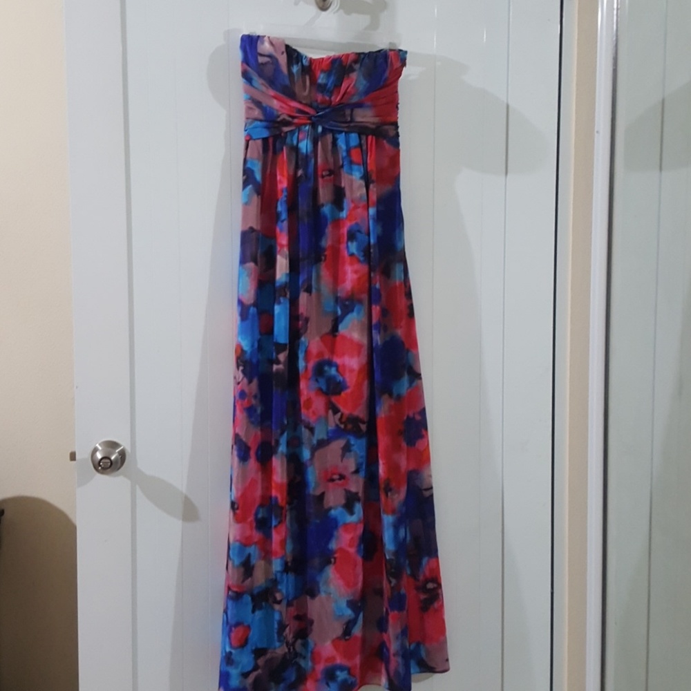 Jessica Simpson  Dress long